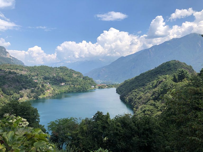 Casa Chiesi The Magical Lake in the mountain : Lago Moro in Val ...